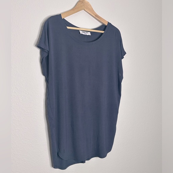 Double Zero brand Super Soft Swoop Bottom Tee - Navy, Small - Picture 2 of 12